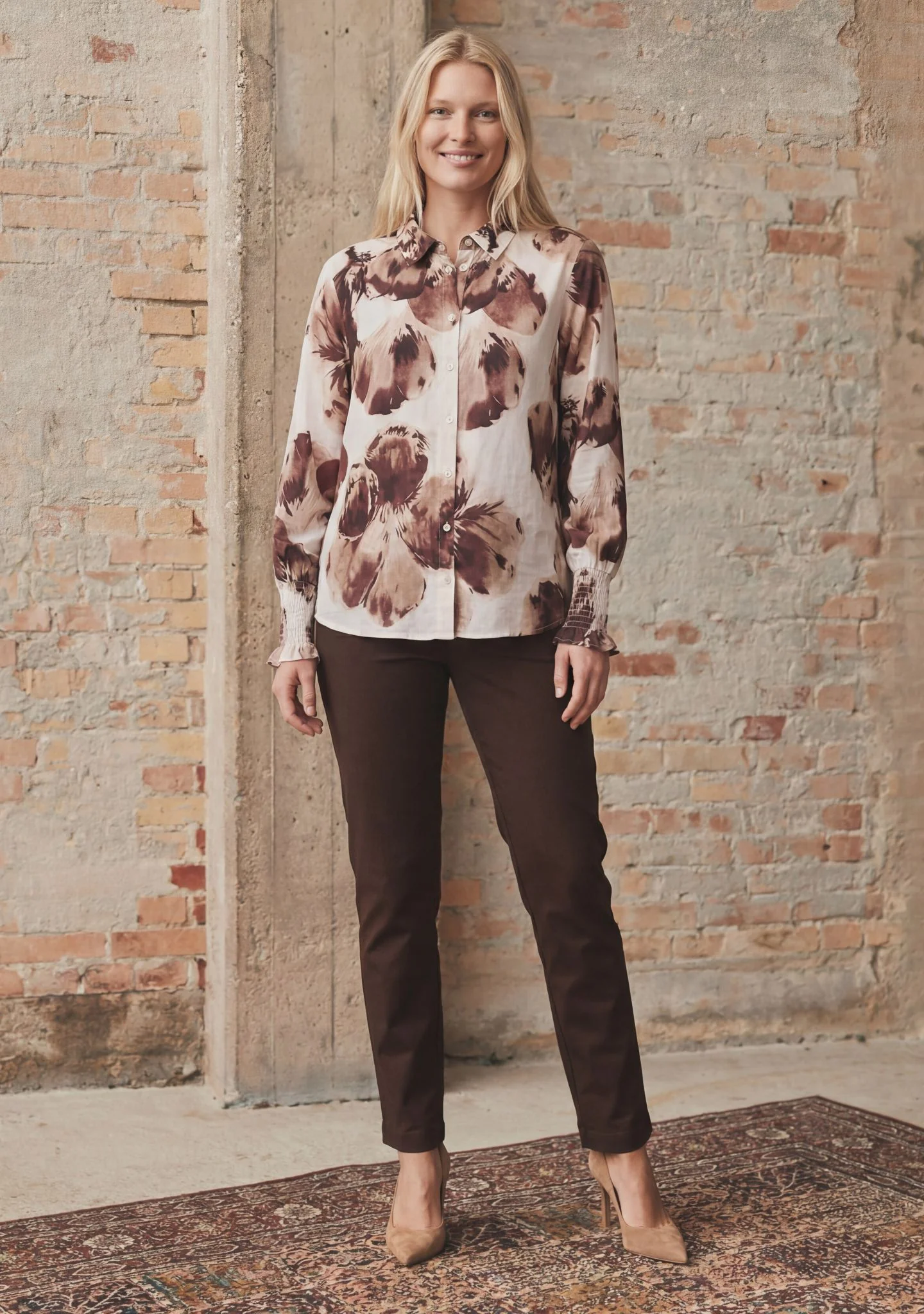 Ane Smock Shirt - Aubergine Floral - Image 3