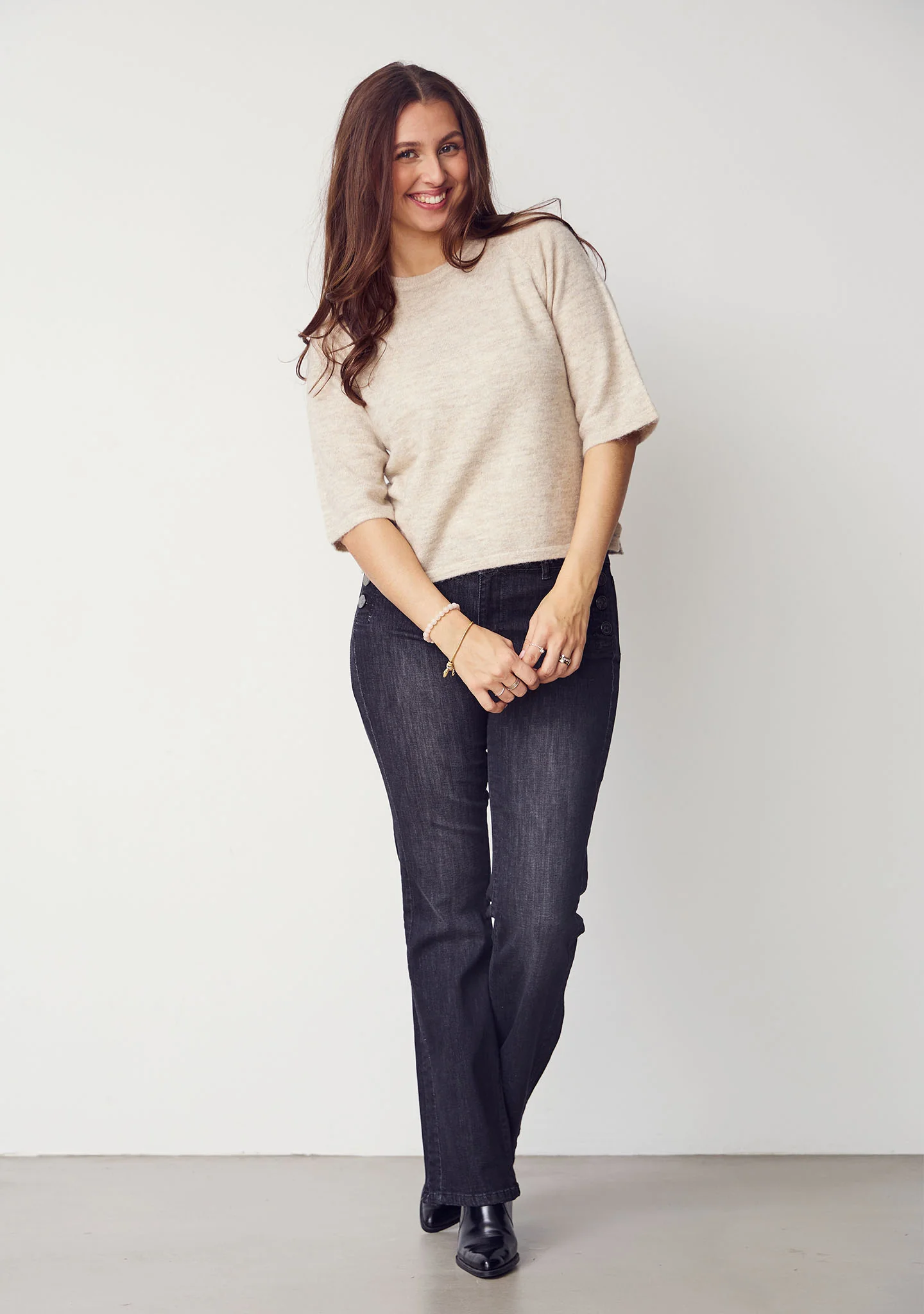 Como Flare Button Jeans - Washed Black - Image 6