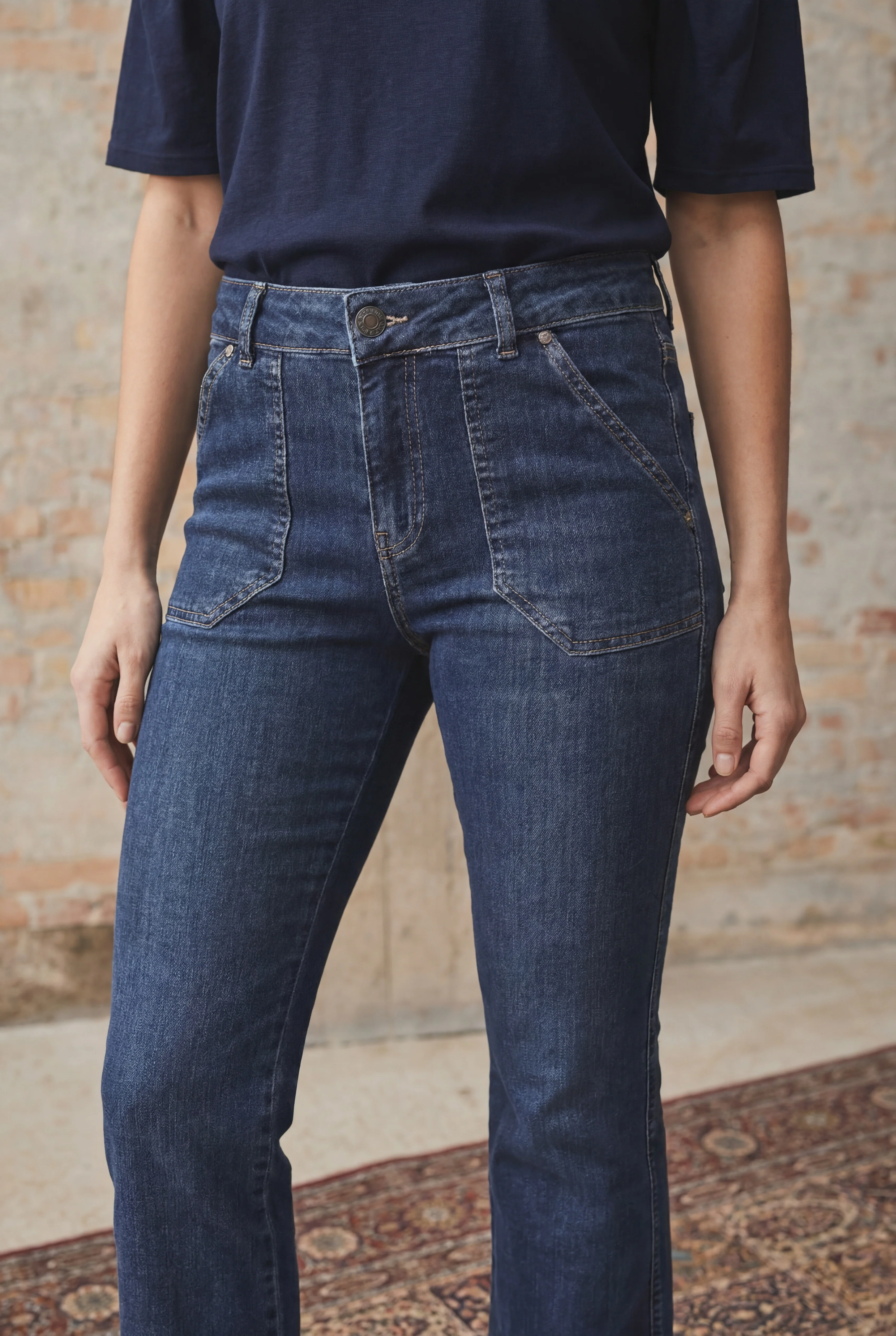 Como Flare Jeans - Dark denim - Image 4