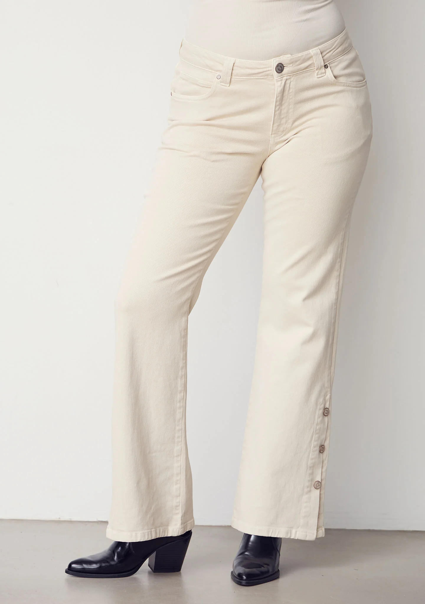 Como Twill Button Pant - Desert - Image 2