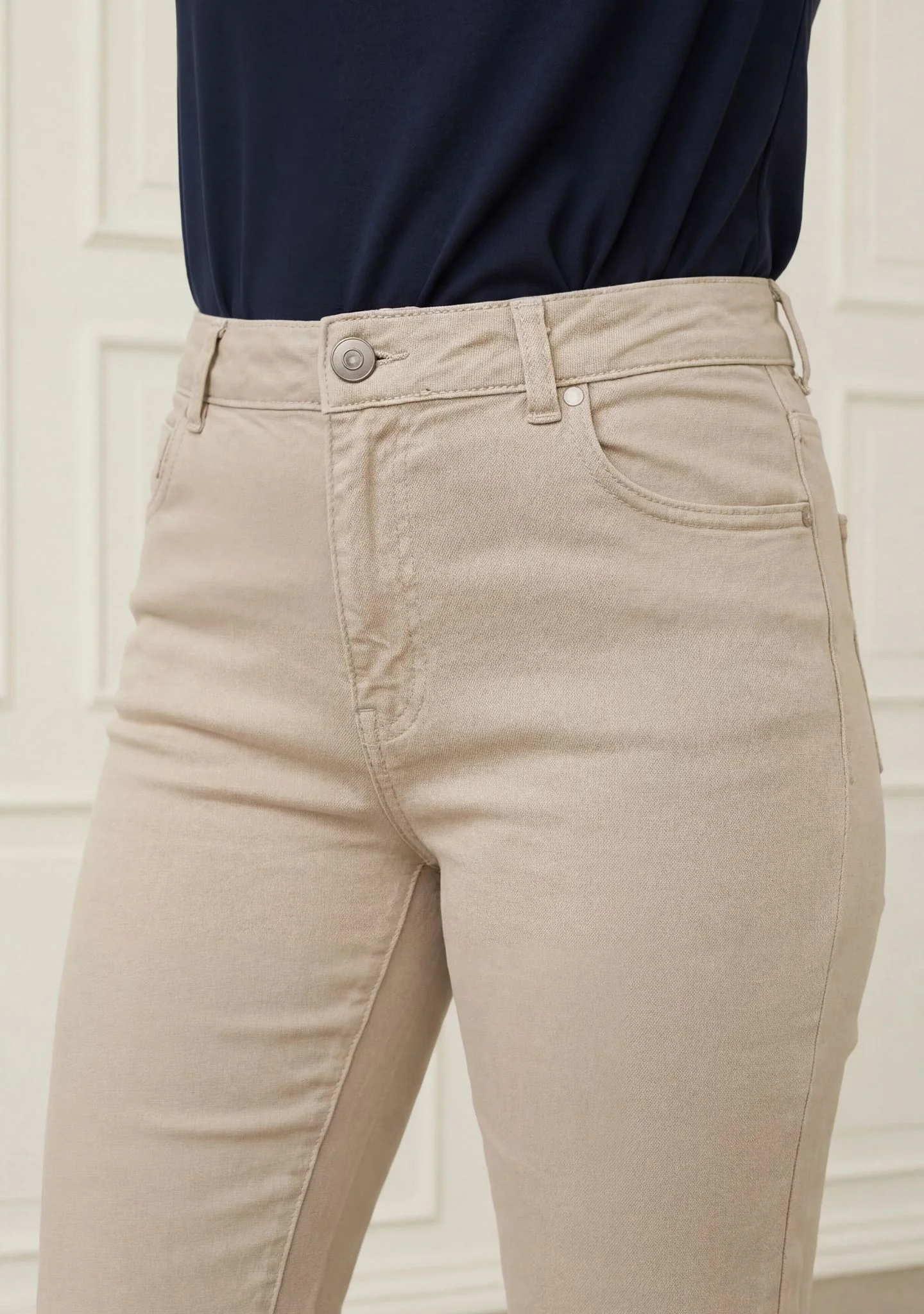 Como Twill Kickflare Pant - Dark Sand - Image 2