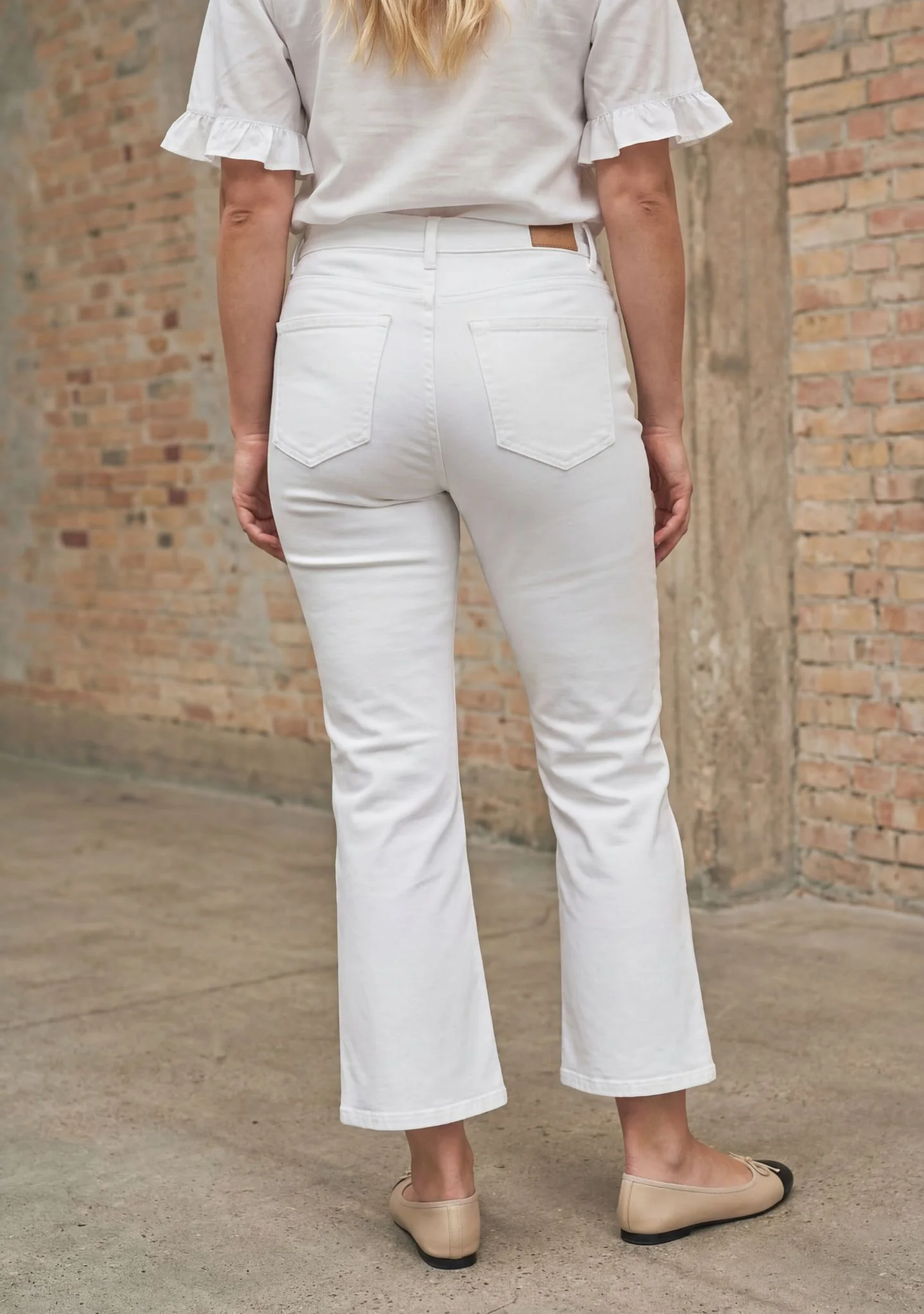 Como Twill Kickflare Pant - White - Image 2