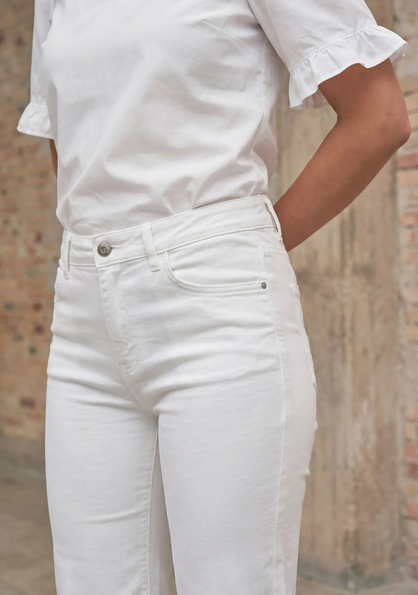 Como Twill Kickflare Pant - White - Image 4