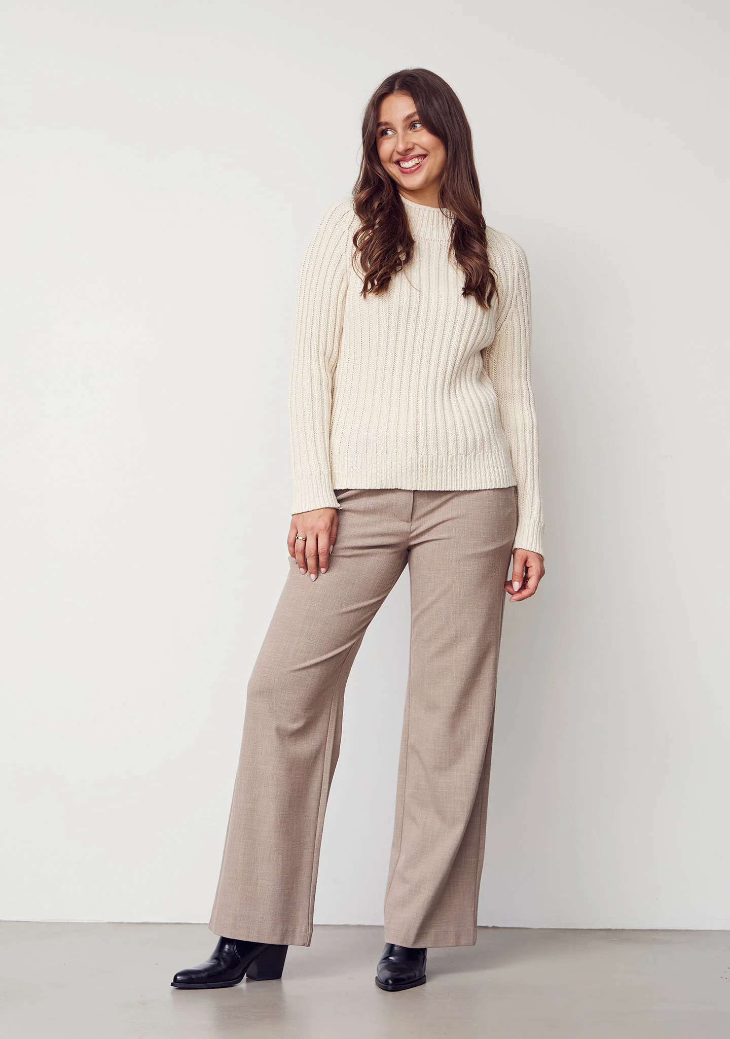 Gwen Highneck Pullover - Broken White