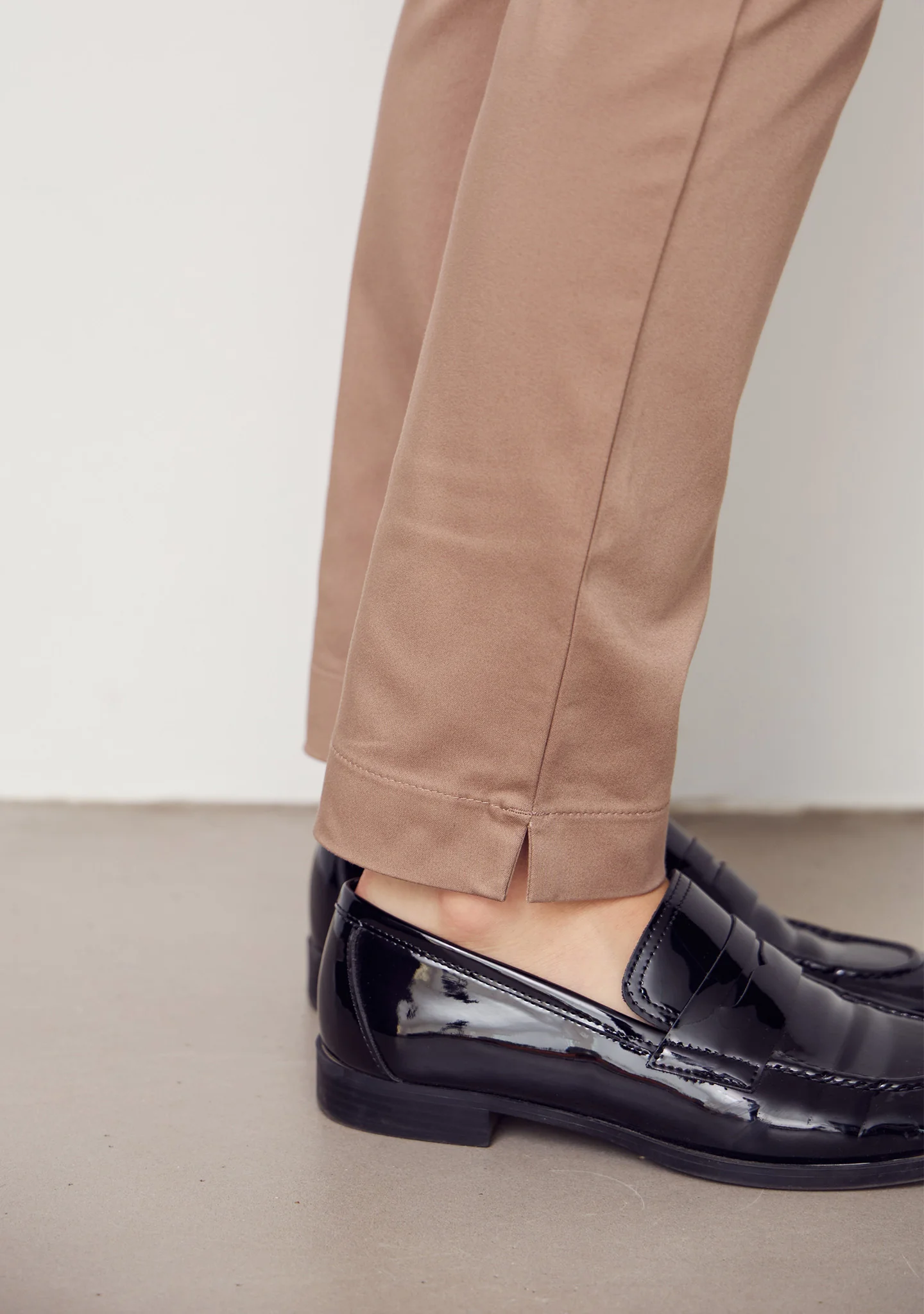 Isay Chino Pant - LONG Potato - Image 4
