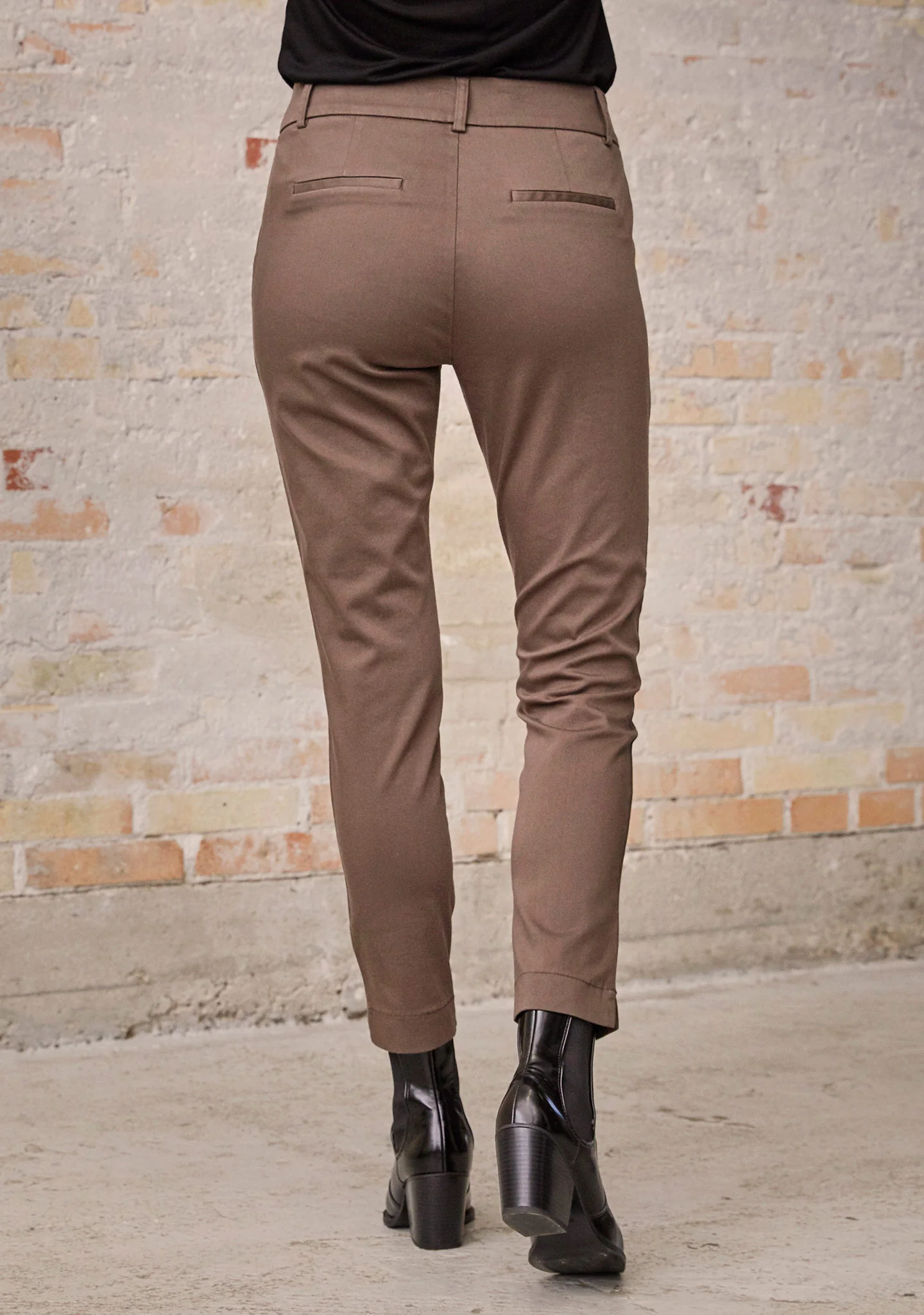 Isay Chino Pant - Mole - Image 2
