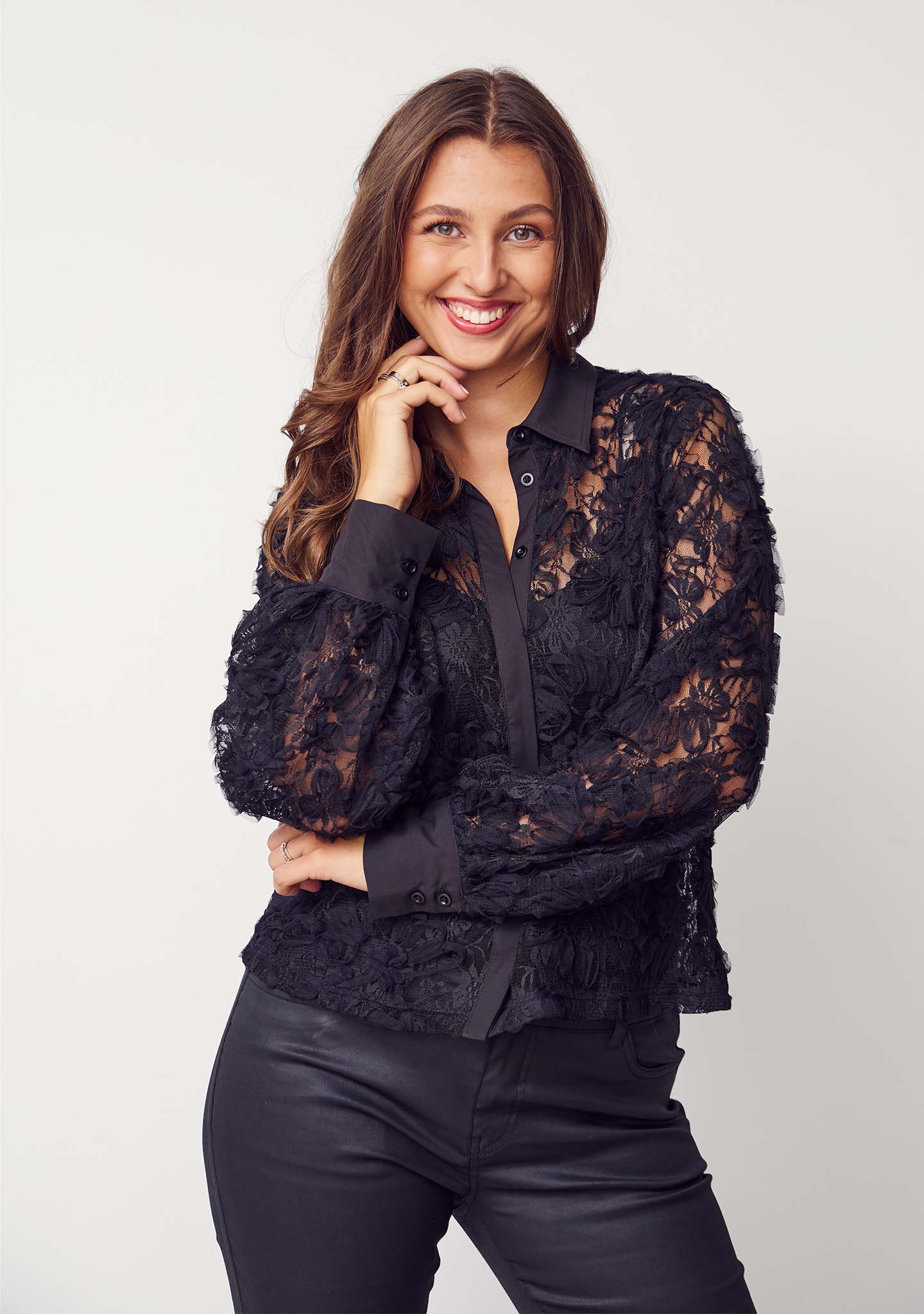 Kikki Shirt - Black - Image 2