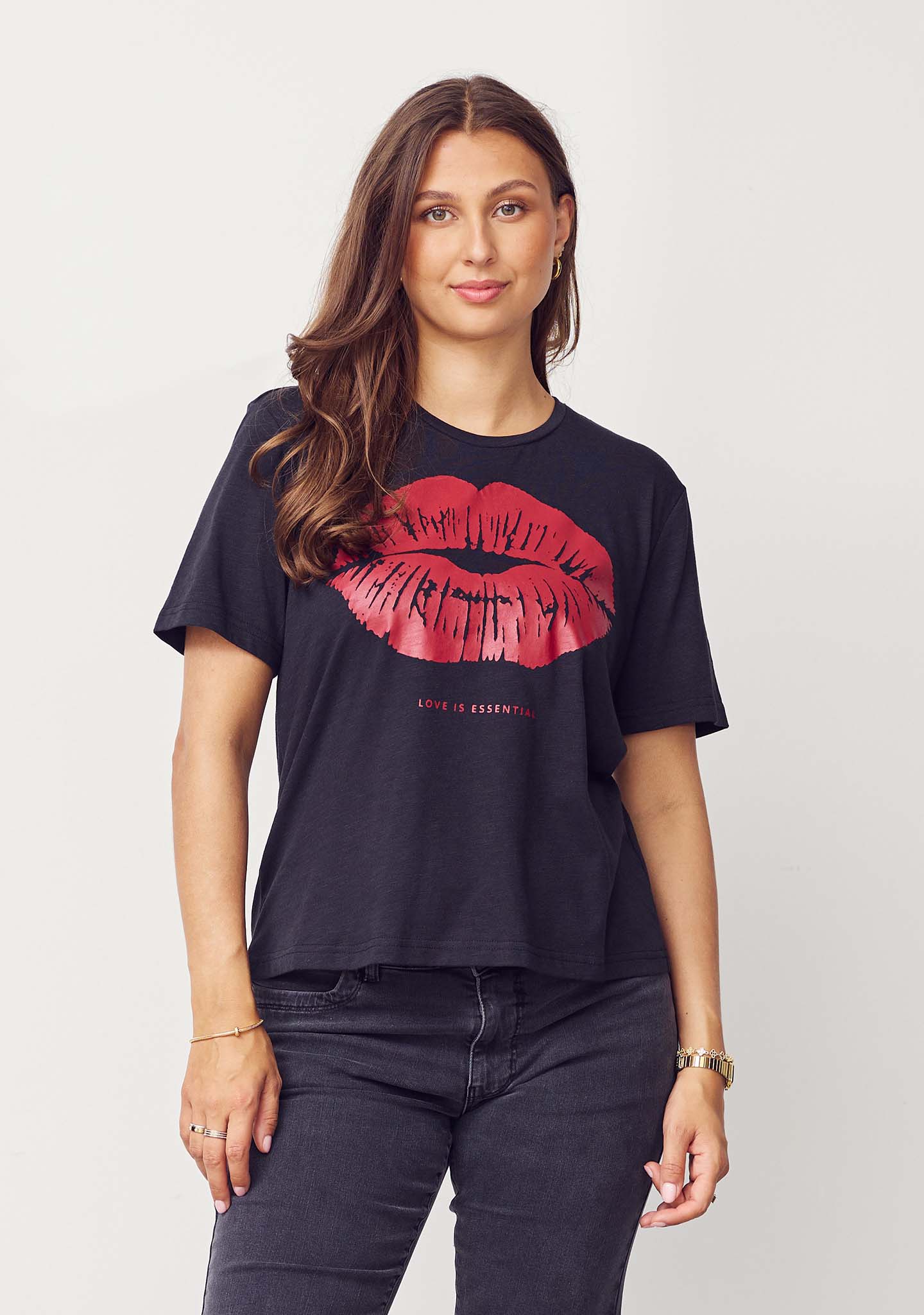 Kora Lip T-Shirt - Black - Image 2