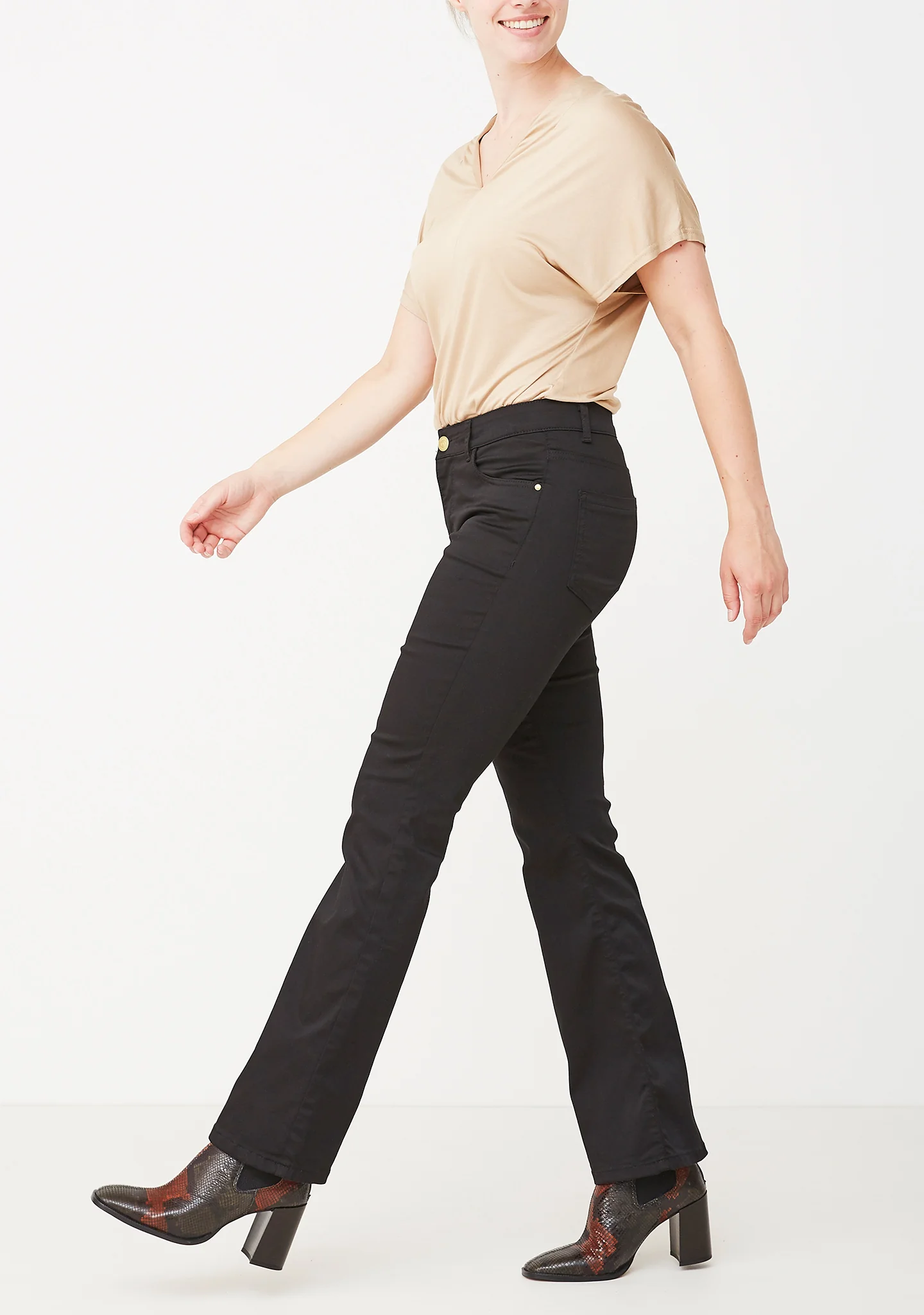 Lido Flare Jeans - Black - Image 2