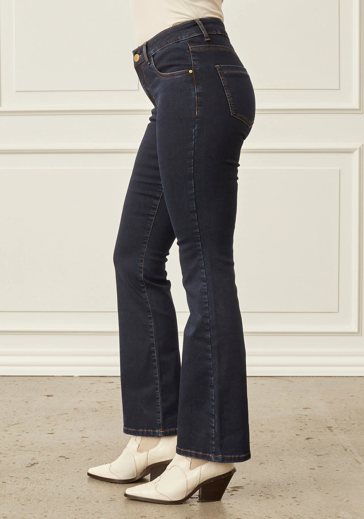 Lido Flare Jeans - Denim Blue Unwashed - Image 3