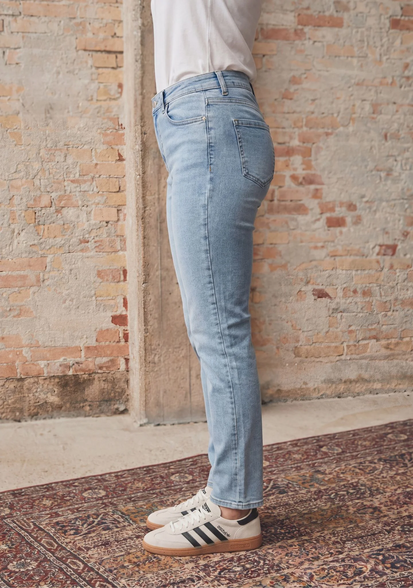 Lido Jeans - Light Denim - Image 4