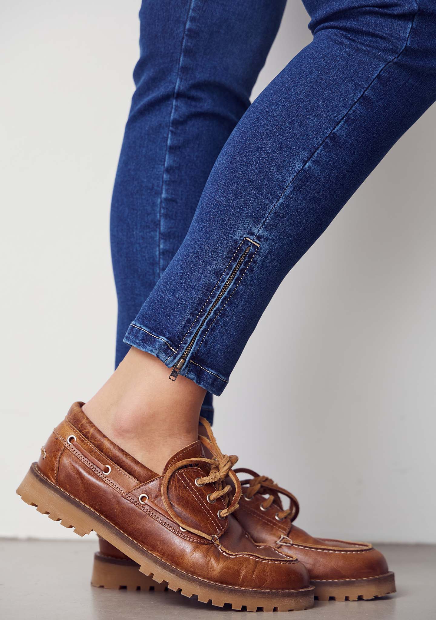 Lido Zip Jeans - Basic Denim Wash - Image 5