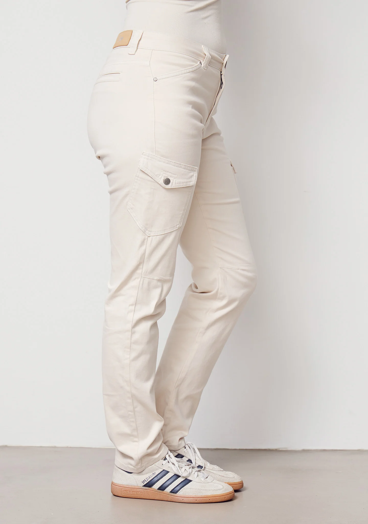 Livigno Cargo Pant - Kit - Image 3