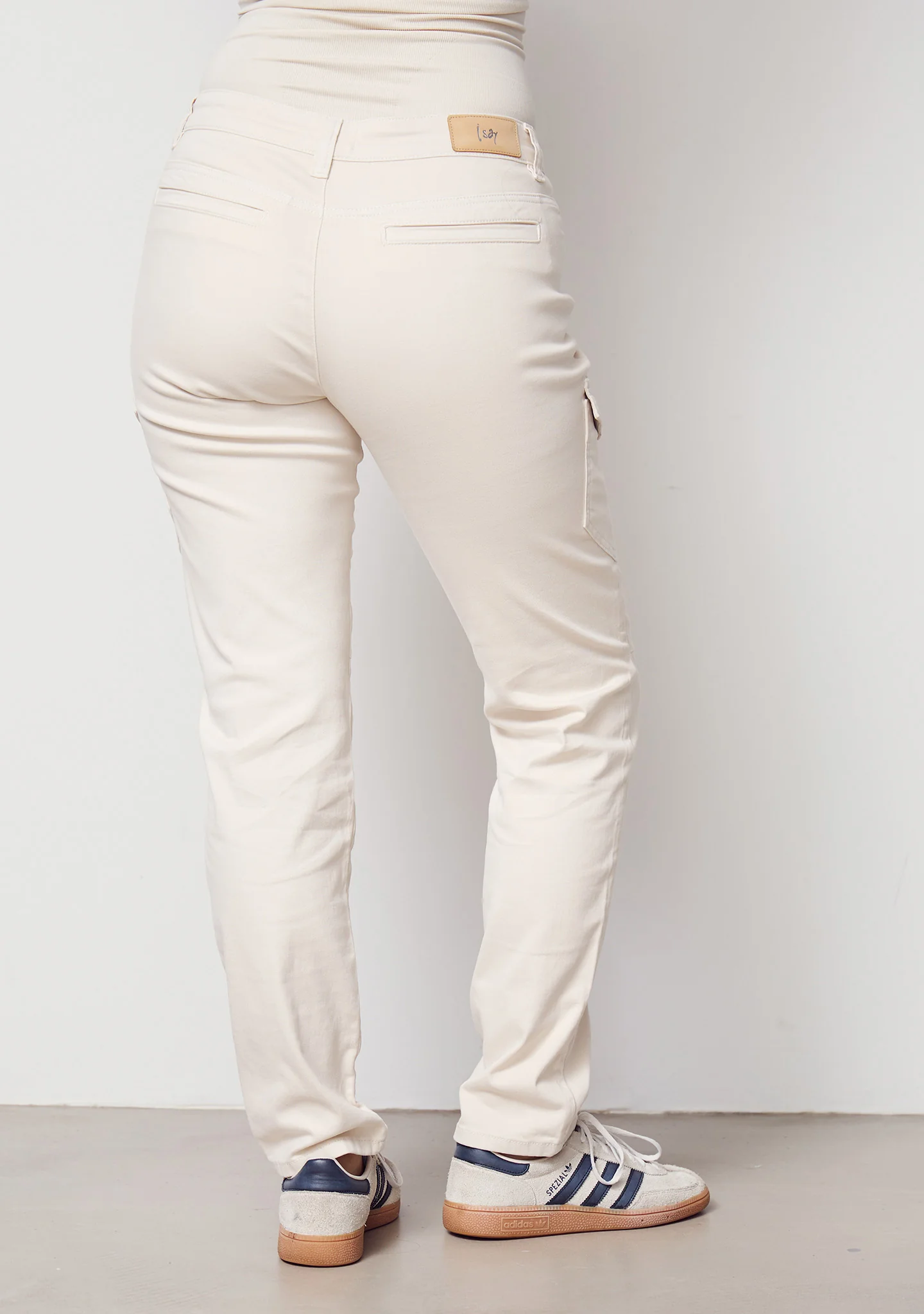 Livigno Cargo Pant - Kit - Image 4