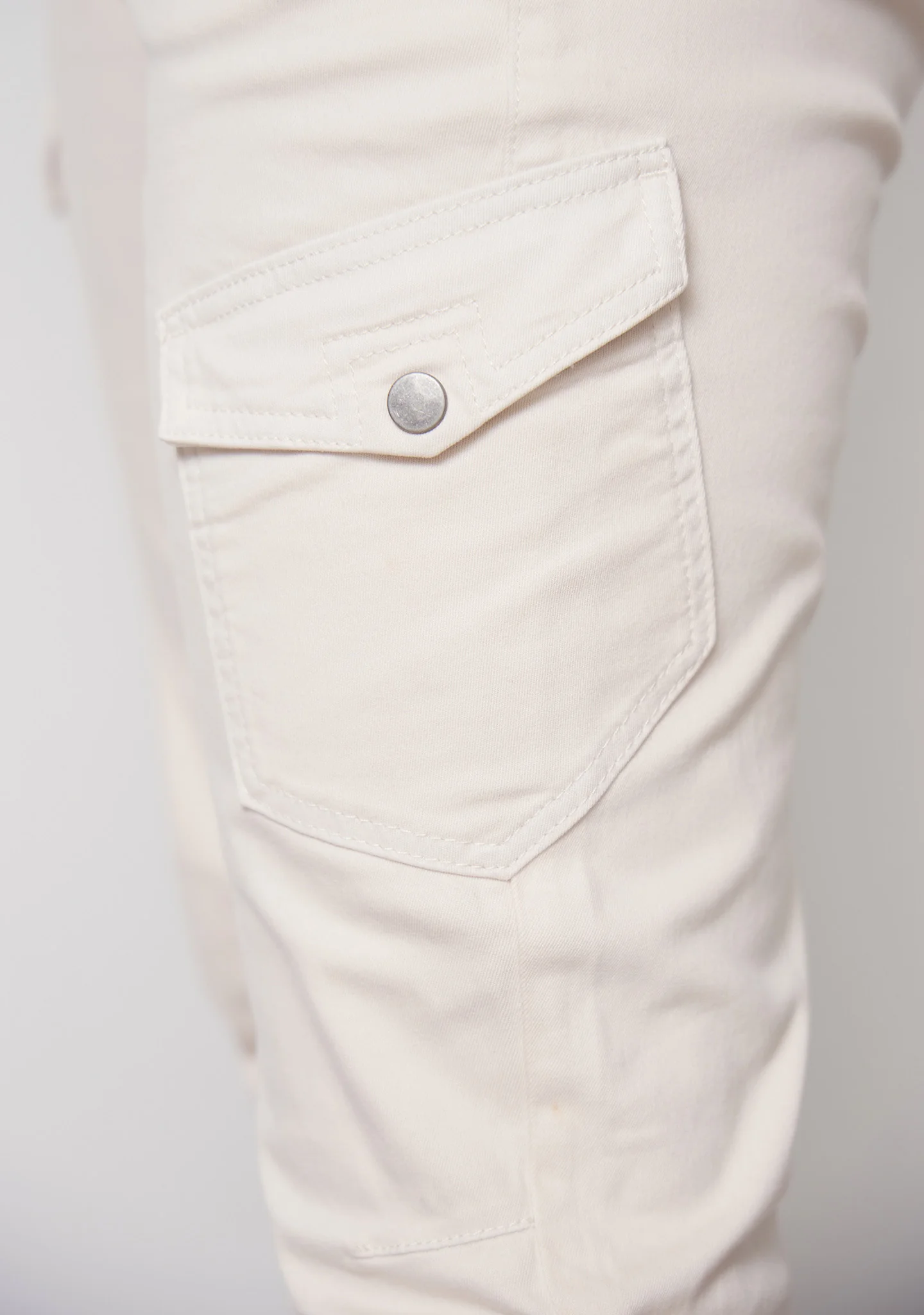 Livigno Cargo Pant - Kit - Image 7