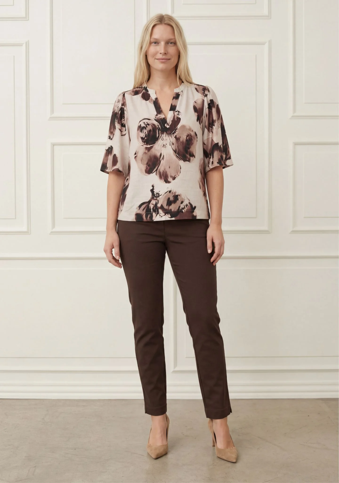 Naomi s/s Blouse - Aubergine Floral - Image 3
