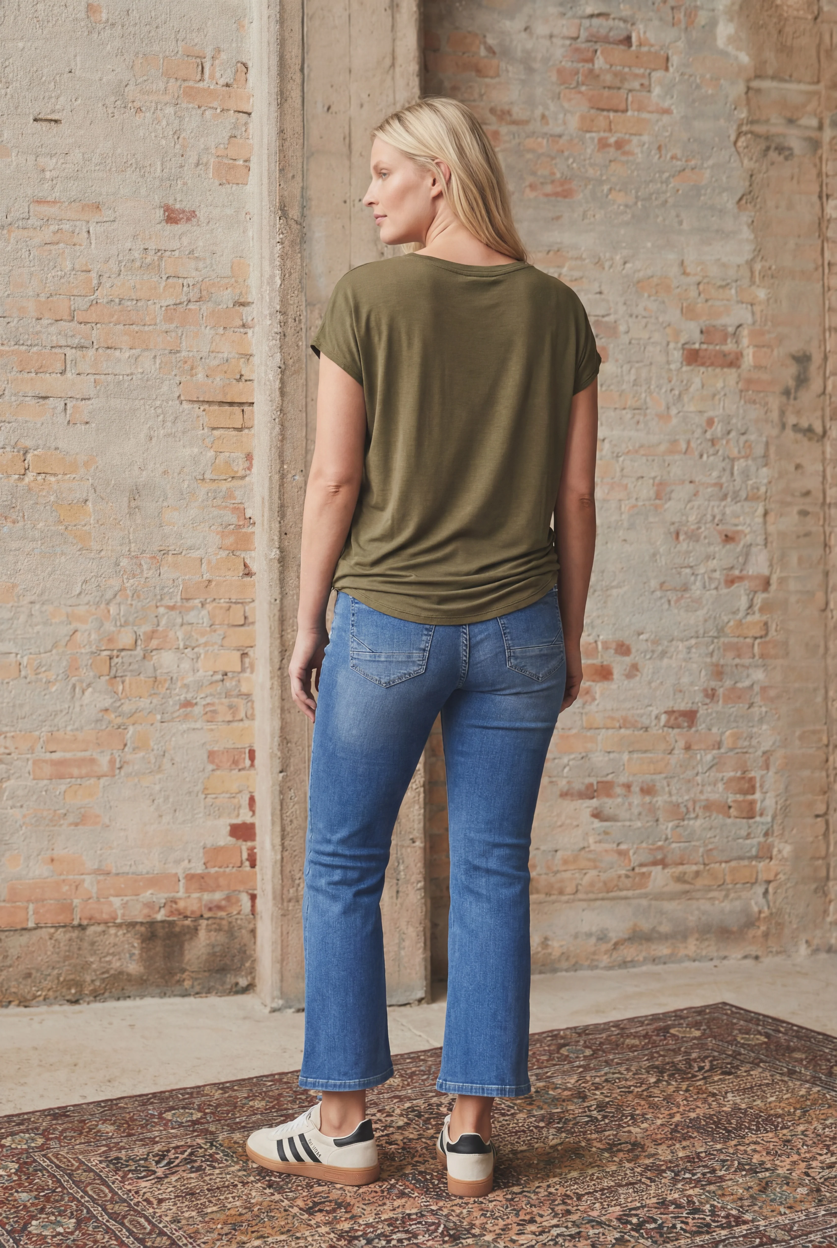 Nugga Viscose T-Shirt - Khaki - Image 4