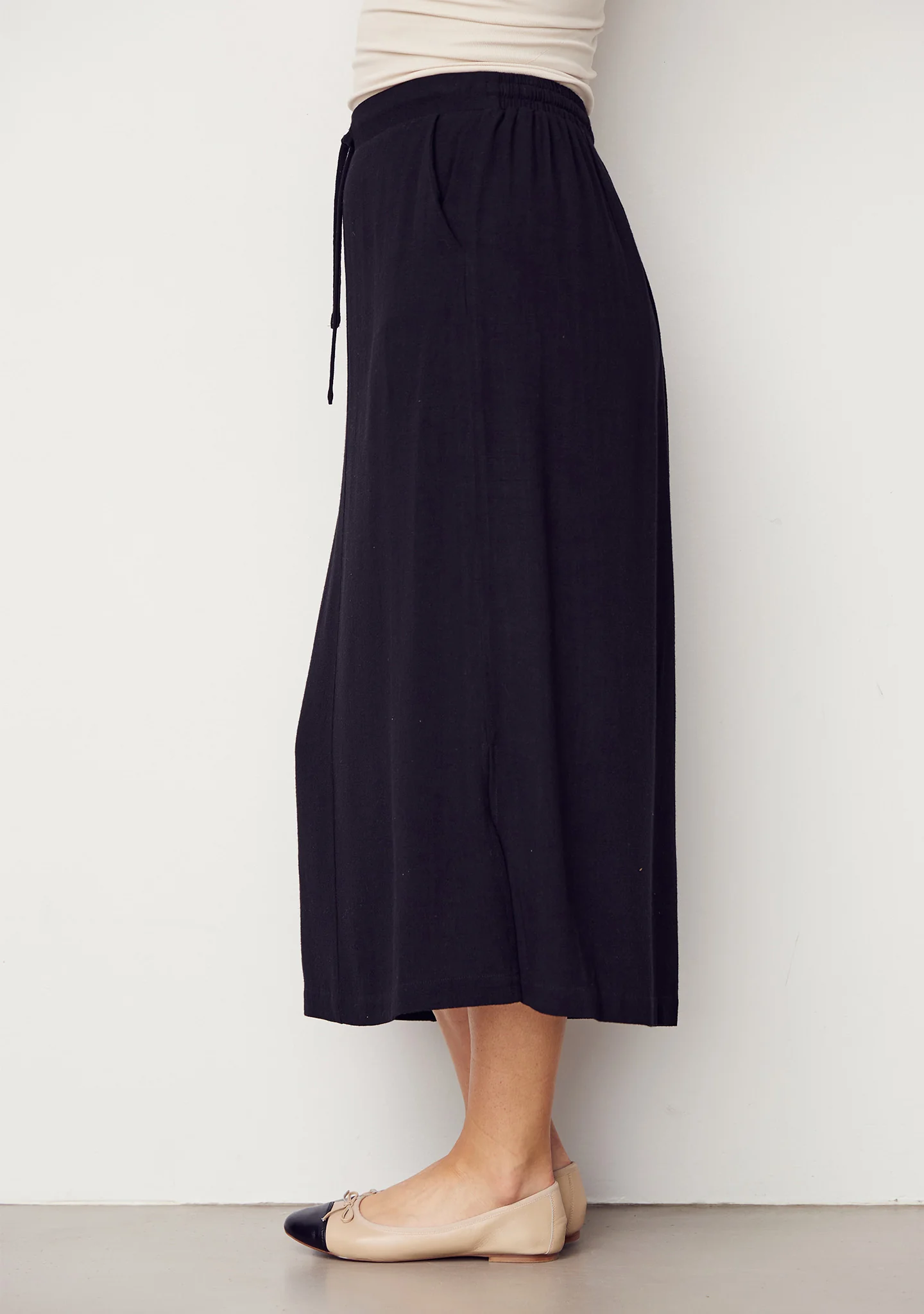 Pearl Skirt - Black - Image 2