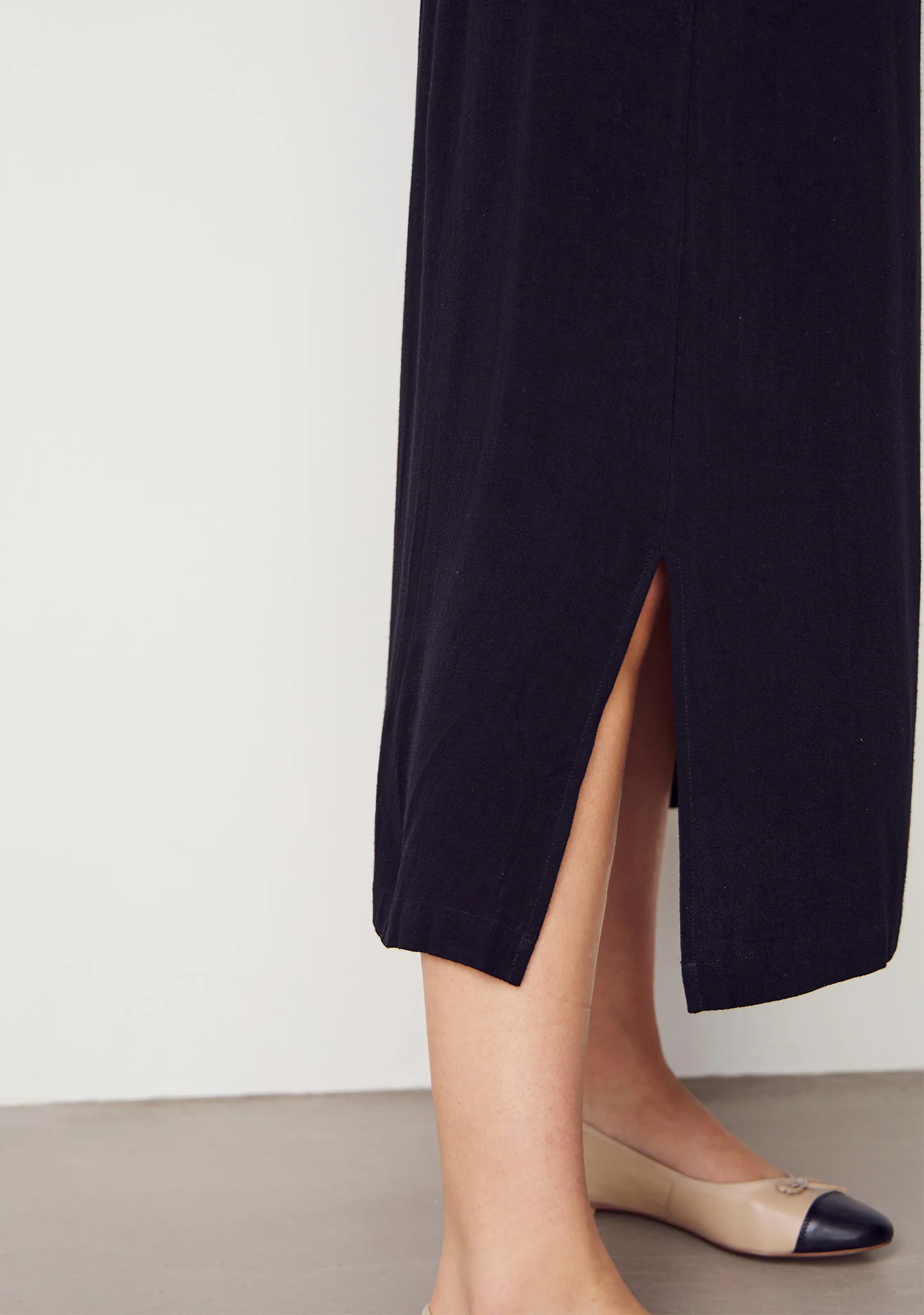 Pearl Skirt - Black - Image 4