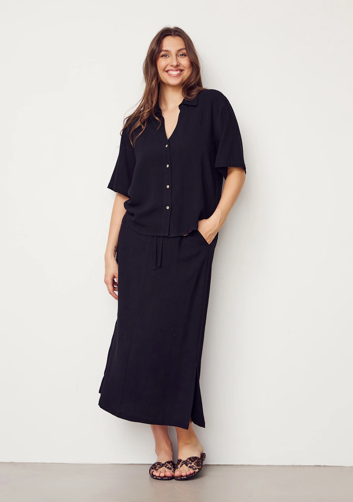 Pearl Skirt - Black - Image 5
