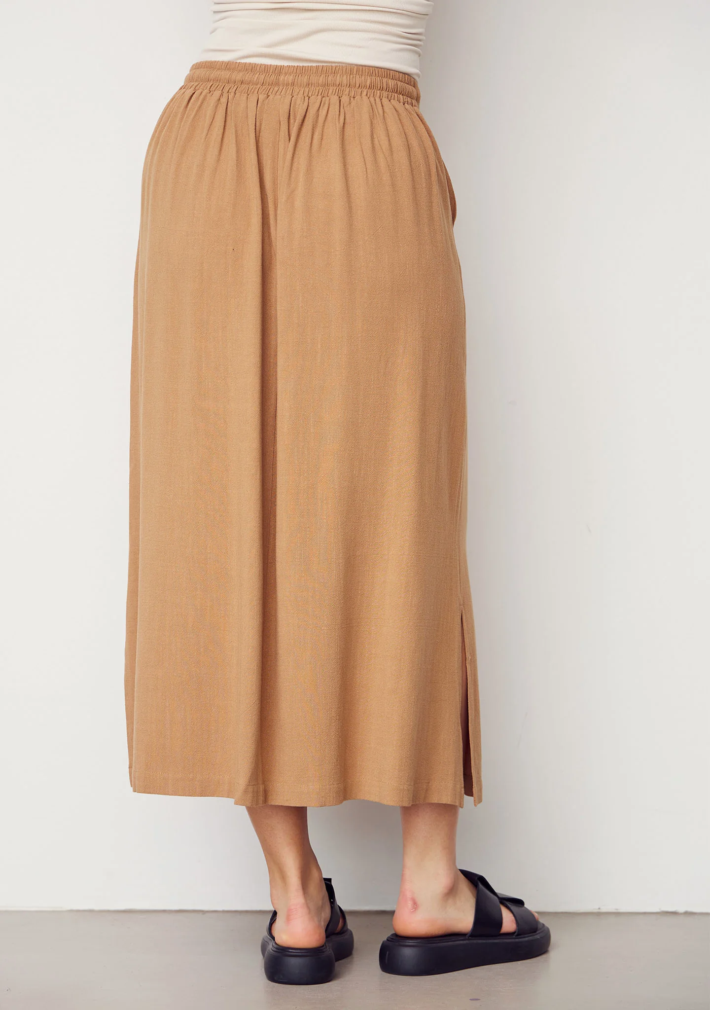 Pearl Skirt - Luxury Camel - Image 3