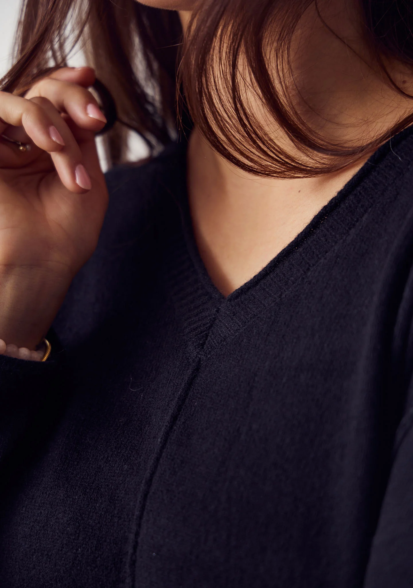 Robin V-Neck Pullover - Black - Image 3