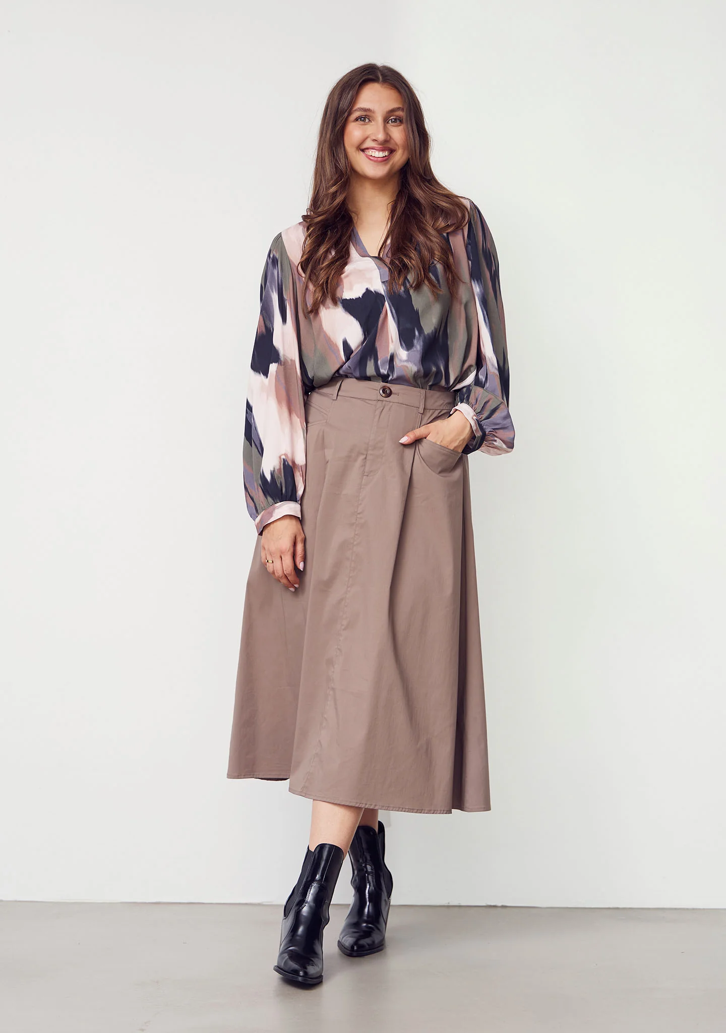 Sigga Long Skirt - Mole - Image 5