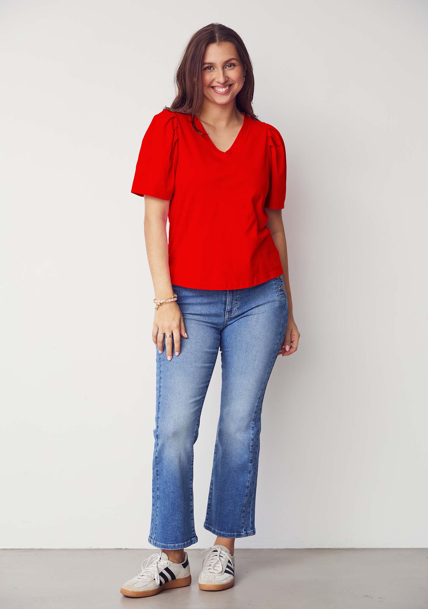 Tinni V-Neck T-Shirt - Fresh Red - Image 3