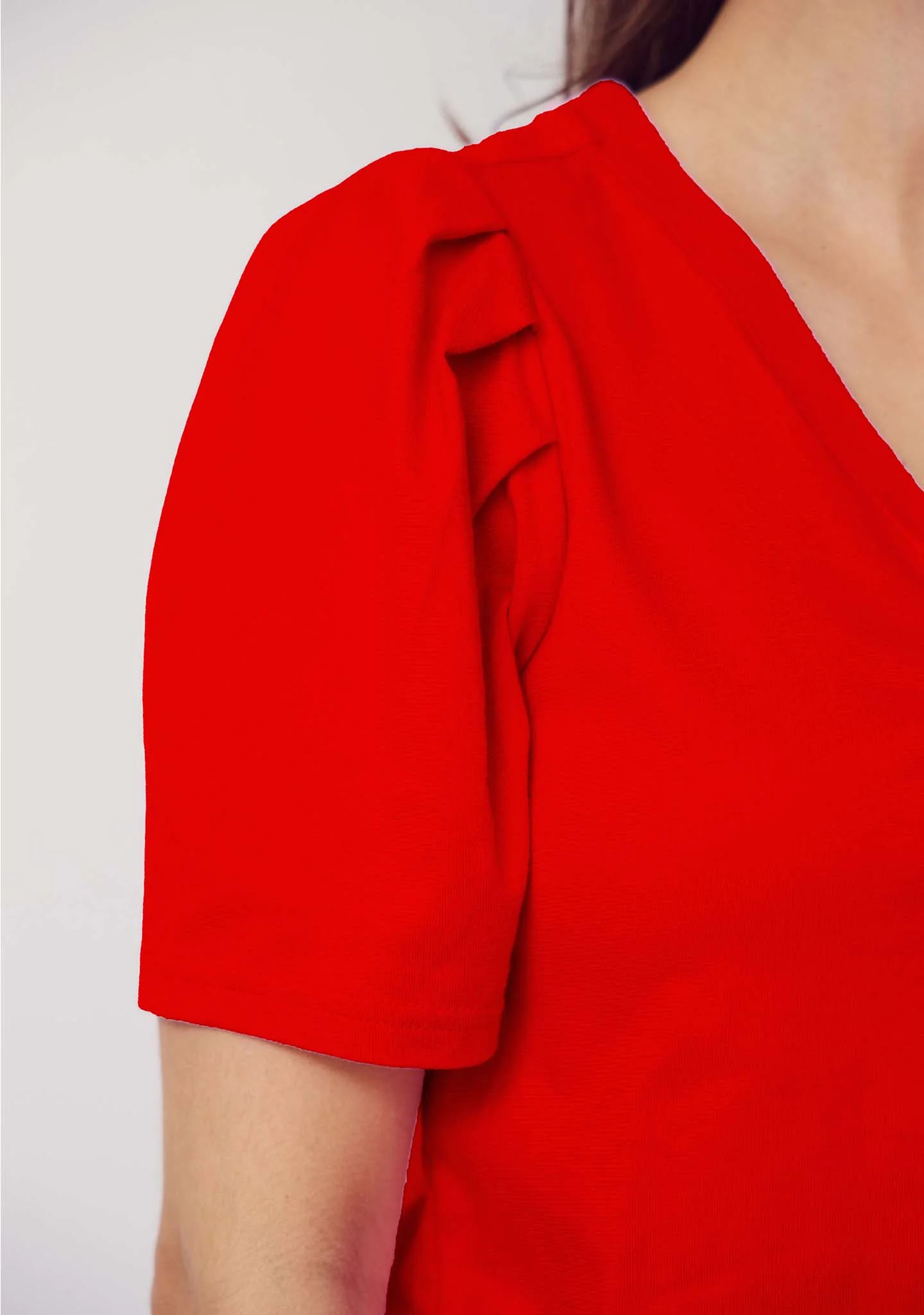 Tinni V-Neck T-Shirt - Fresh Red - Image 4