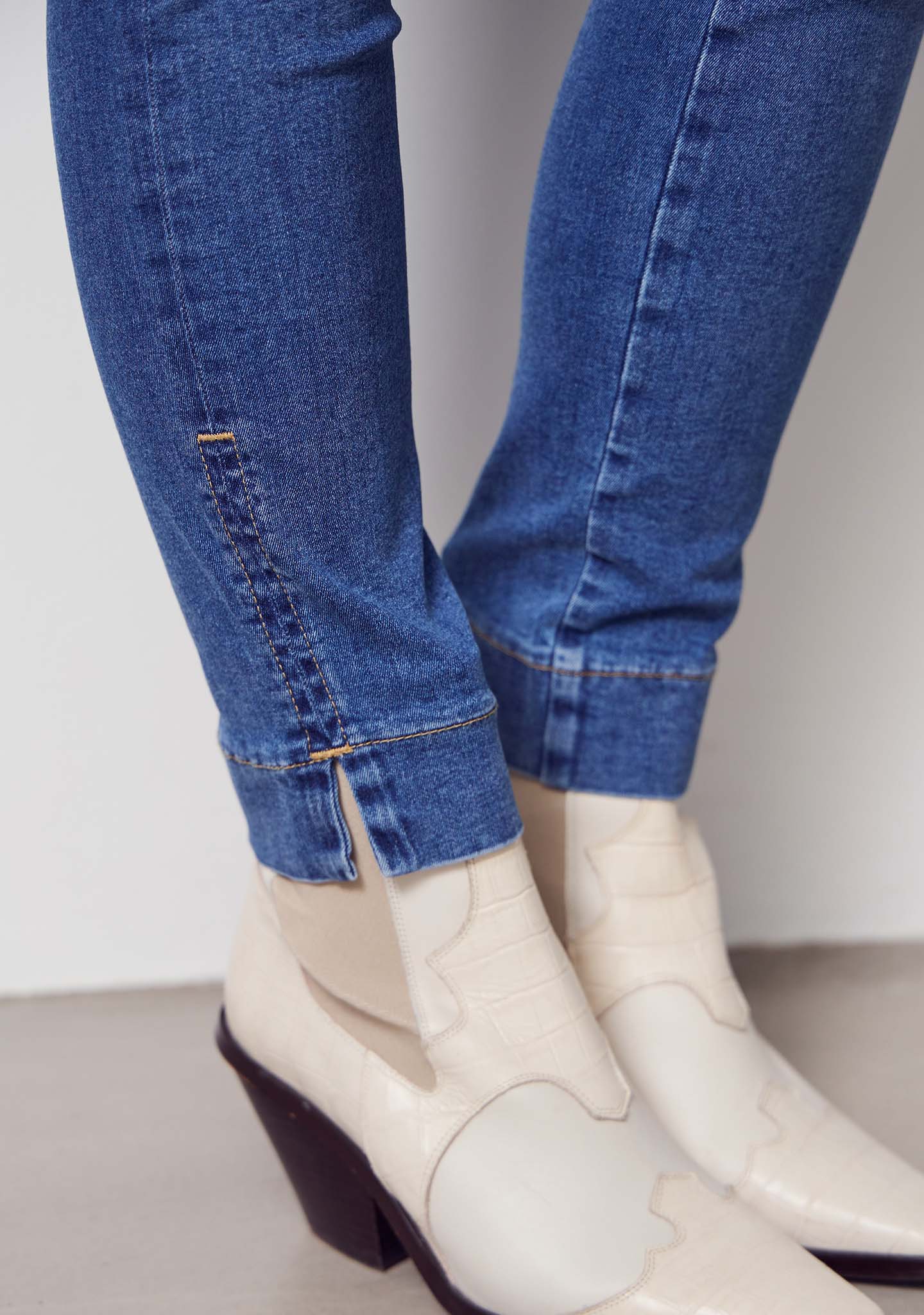 Verona Basic Jeans - Denim Blue - Image 6