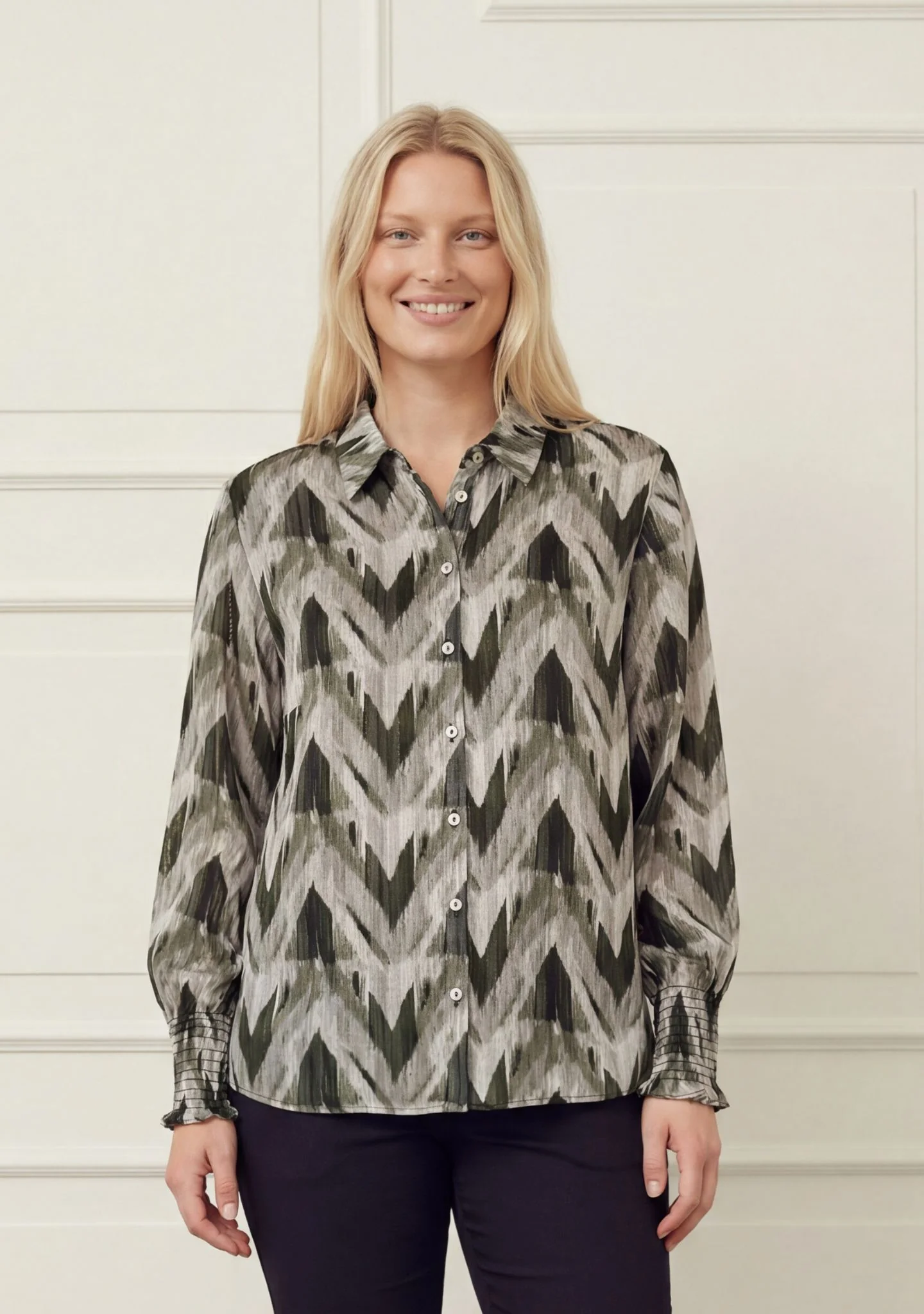 Vibse Shirt - Khaki ZigZag